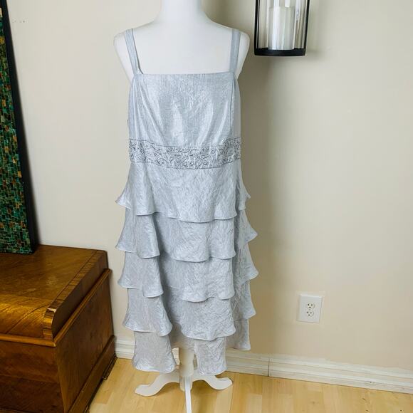 R&M Richards Sz 18W 2-Piece Silver Embroidered Cocktail Dress with Jacket Formal - Picture 3 of 11